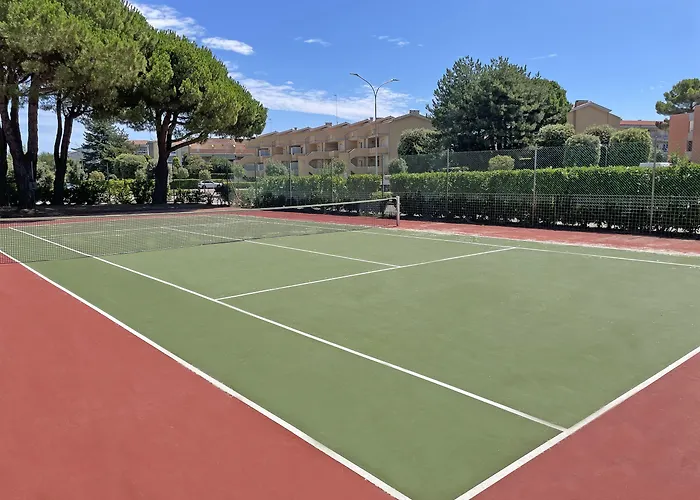 Διαμέρισμα Lovely For Poolside Lovers *